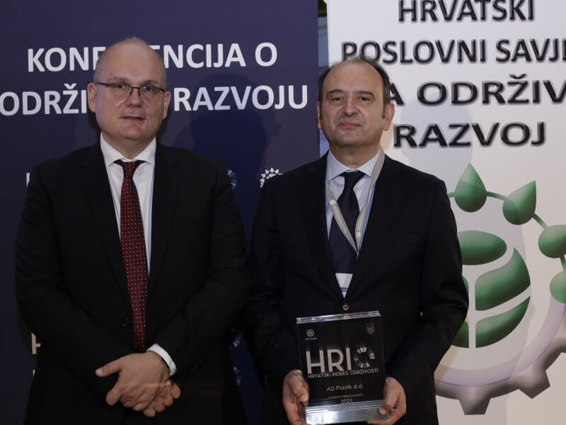 AD Plastik received the HRIO award in the category of large companies