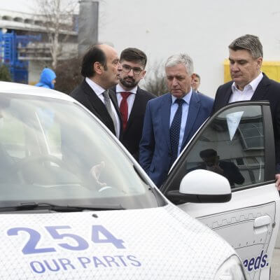 Milanović köztársasági elnök látogatást tett a jankomiri gyárban